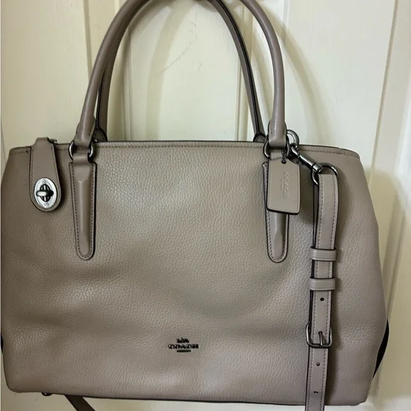 COACH Brooklyn Carryall Turnlock Shoulder Hand 2way Bag Leather BEIGE NWOT - Picture 4 of 16